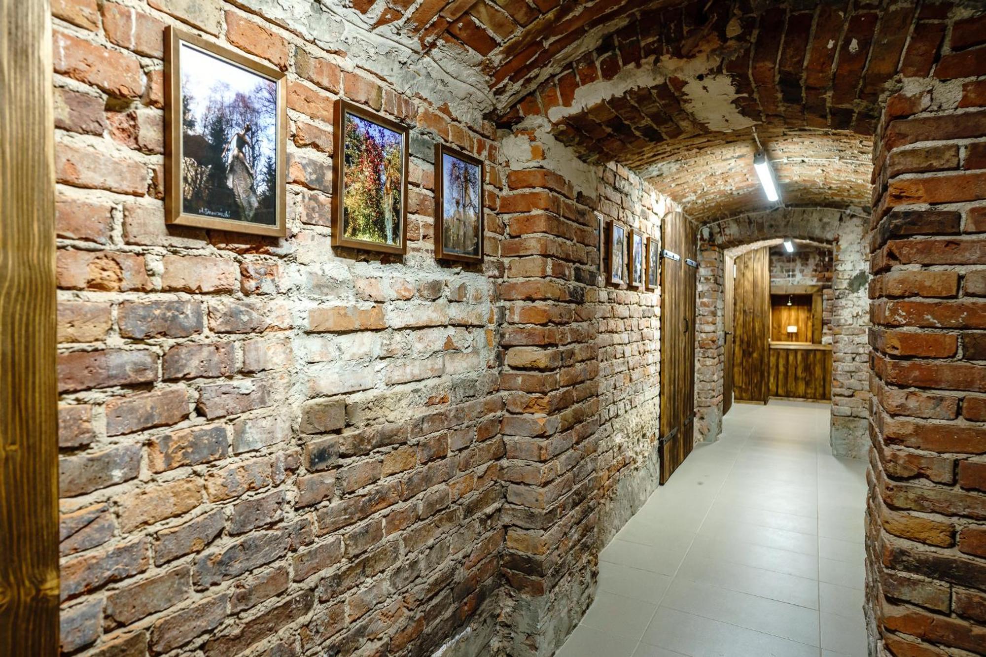 Old Town Ac Apartments Main Raiway Station Краків Екстер'єр фото