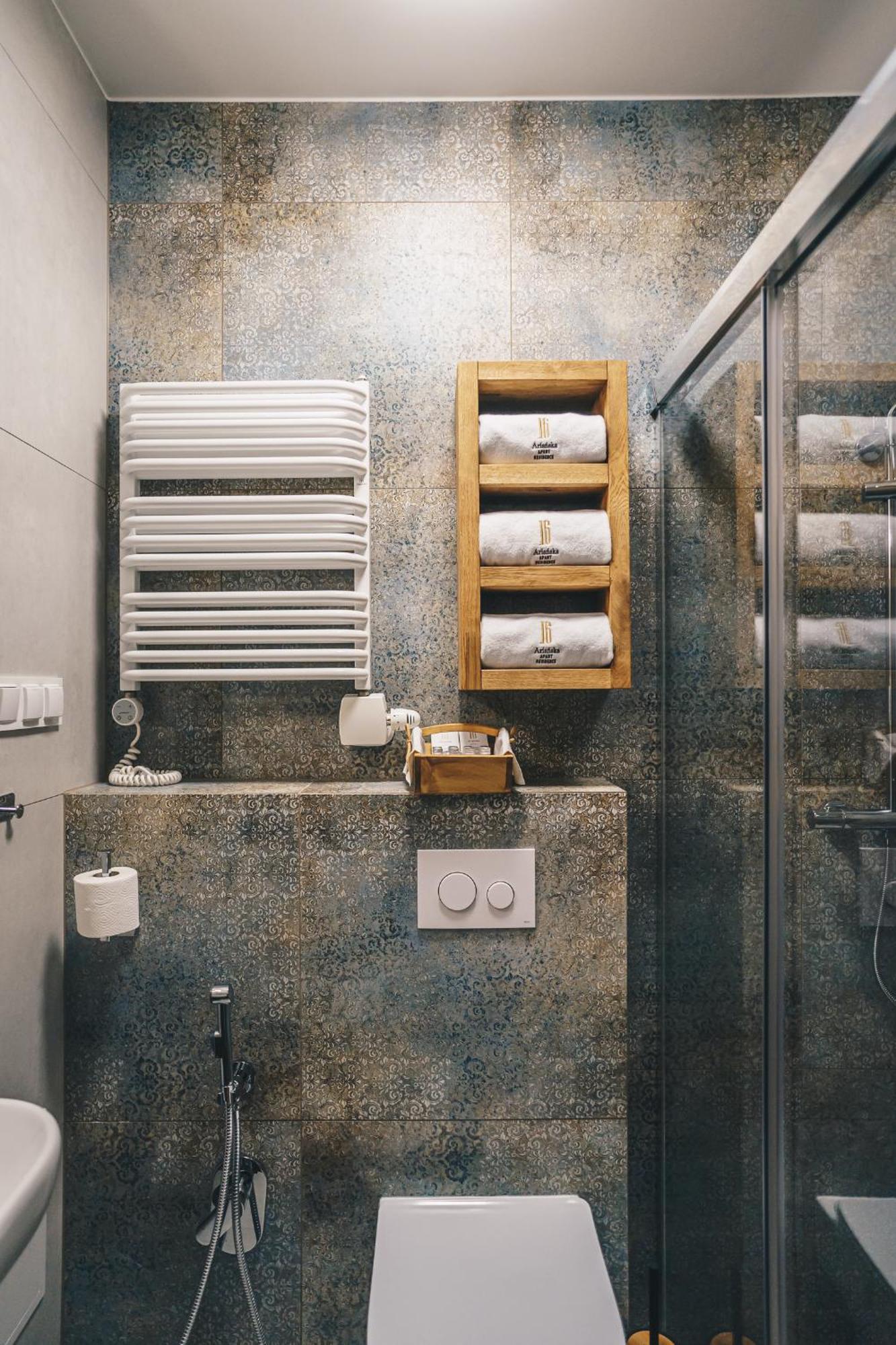 Old Town Ac Apartments Main Raiway Station Краків Екстер'єр фото