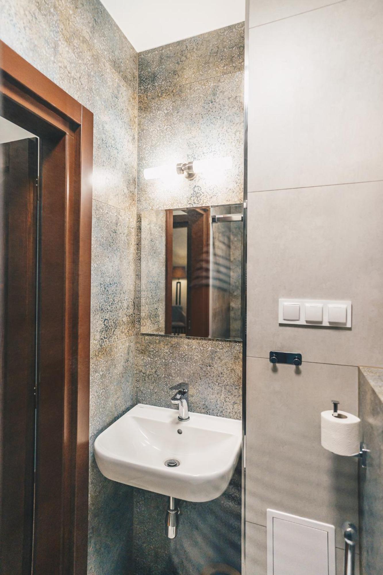 Old Town Ac Apartments Main Raiway Station Краків Екстер'єр фото